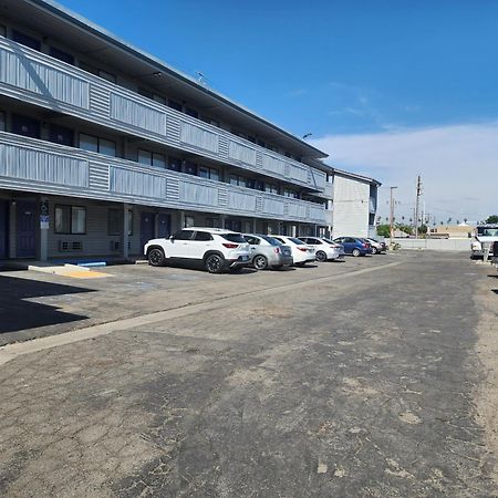 Budget Inn Corcoran Екстер'єр фото